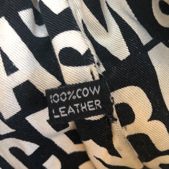 BLACK LEATHER, Marc Jacobs purse - Picture 14 of 14